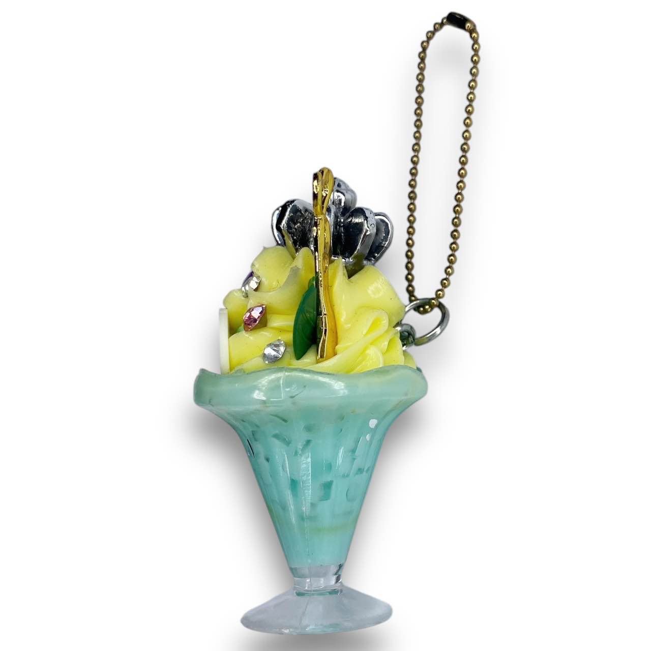 2000s Decoden Sweets Keychain - Fruit Queen Shake