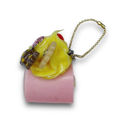 2000s Decoden Sweets Keychain - Strawberry Cream Roll